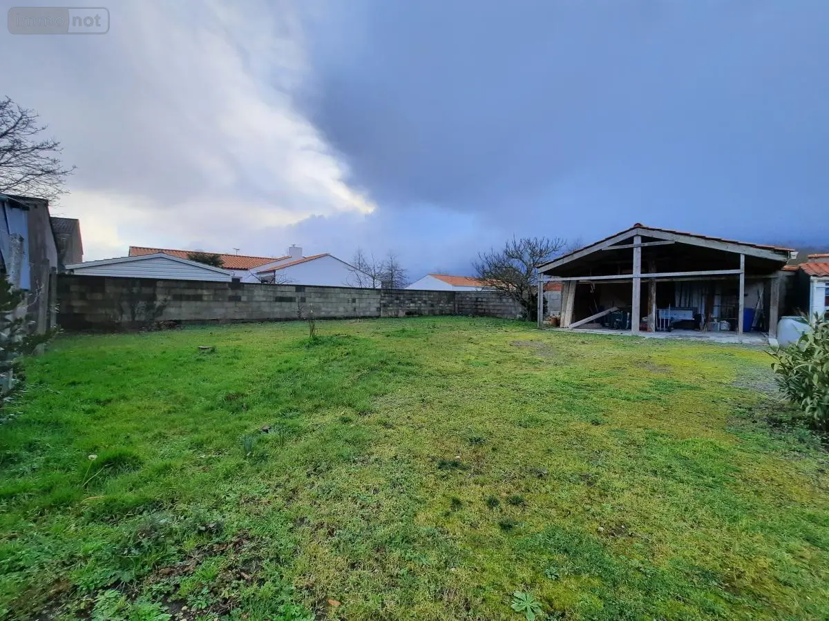 Terrain a batir a vendre Falleron 85670 Vendée 85 38100 euros 85091-5082 001