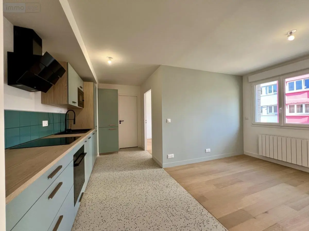 Appartement a vendre Lorient 56100 Morbihan 56 50 m2 3 pièces 234342 euros 56081-2510 001