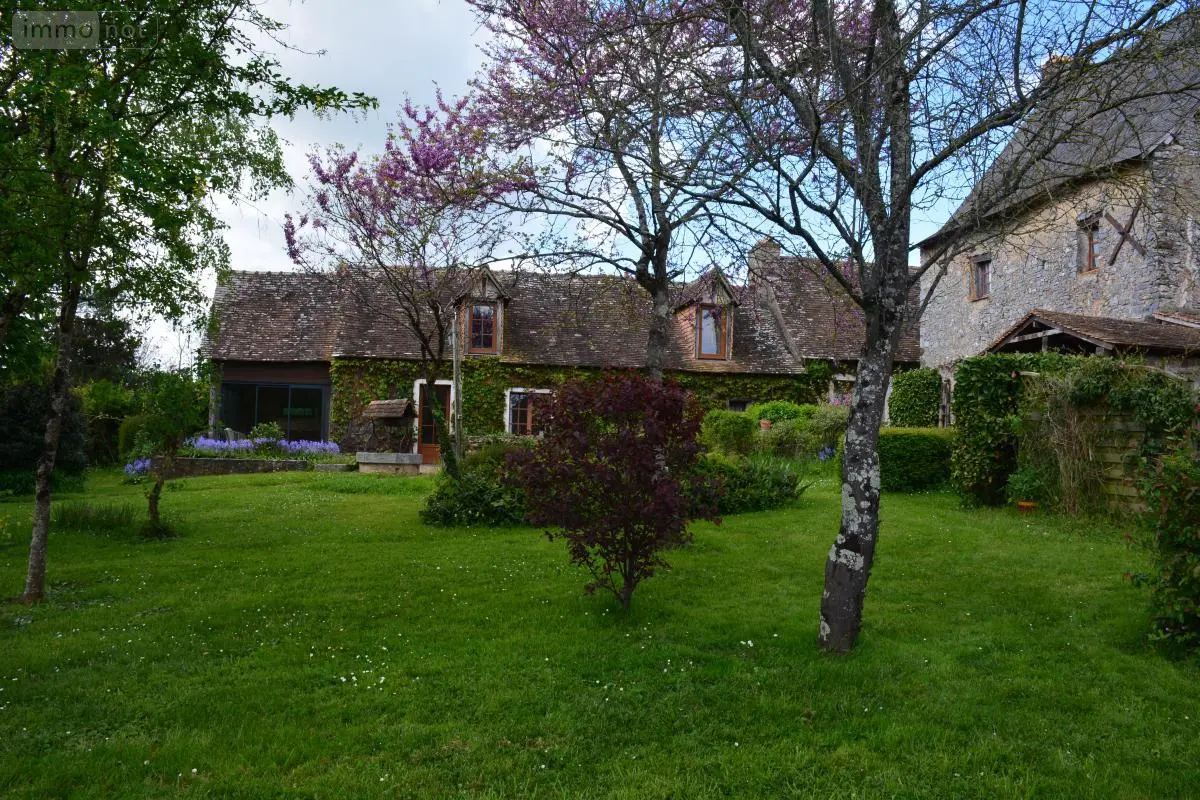 Maison a vendre Saint-Loup-du-Dorat 53290 Mayenne 53 343 m2 13 pièces 228800 euros 53039-369 001