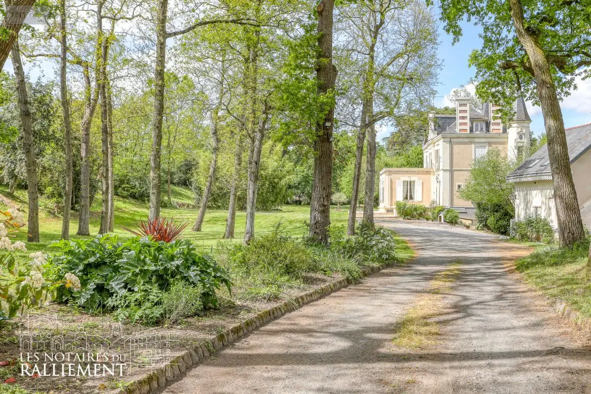 Maison a vendre Angers 49000 Maine-et-Loire 49 282 m2 10 pièces 1580000 euros 49009-1373 001