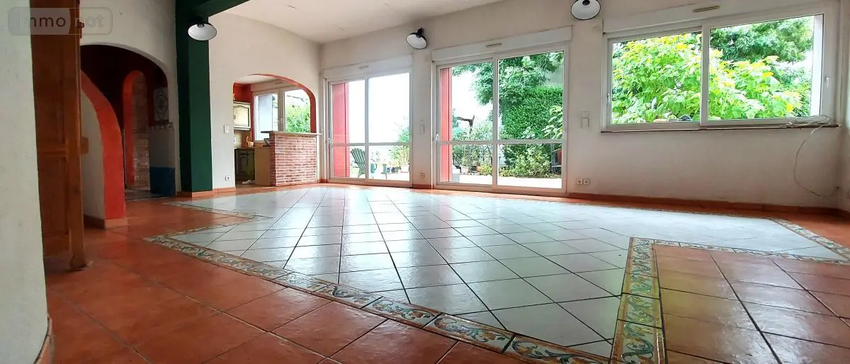 Maison a vendre Besançon 25000 Doubs 25 247 m2 10 pièces 549000 euros 25001-751 001