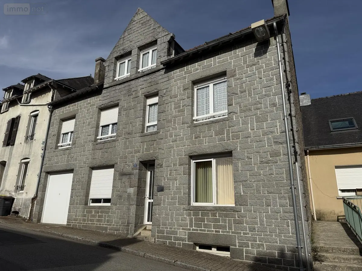 Immeuble de rapport a vendre Plémet 22210 Côtes-d'Armor 22 206 m2 244447 euros 22115-3665 001