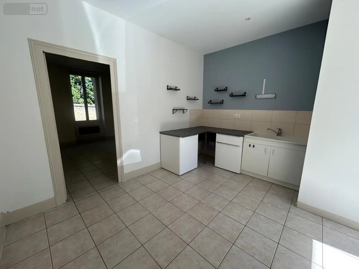 Location appartement Bourg-en-Bresse 01000 Ain 01 35 m2 1 pièce 380 euros 01065-L425 001