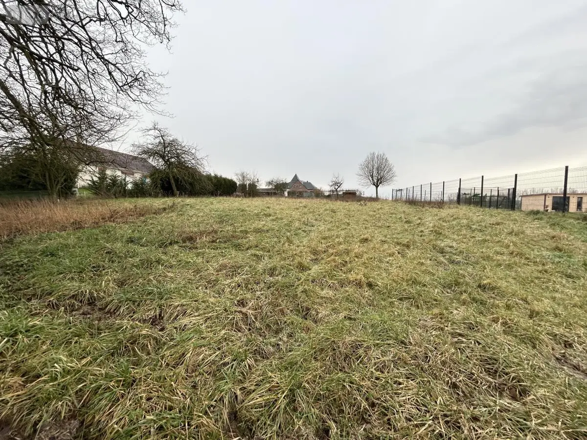 Terrain a batir a vendre Louvencourt 80560 Somme 80 31000 euros 80121-2606 001