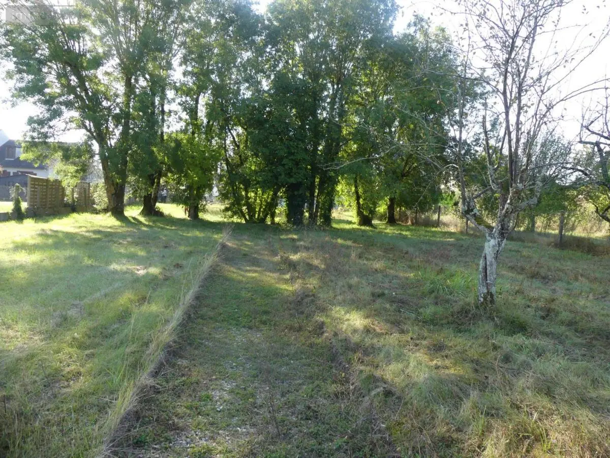 Terrain a batir a vendre Bourges 18000 Cher 18 59800 euros 18004-4199 001