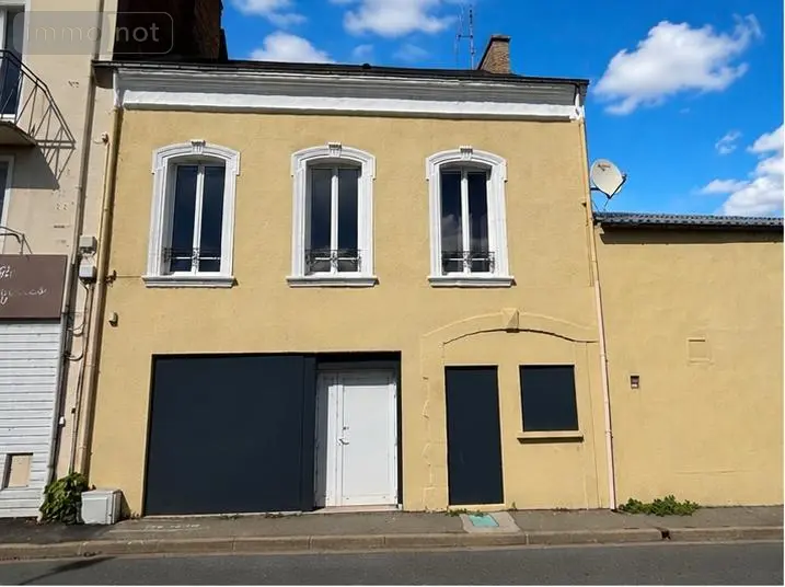 Fonds et murs commerciaux a vendre Beaumont-sur-Sarthe 72170 Sarthe 72 678 m2 302240 euros 72126-3203 001