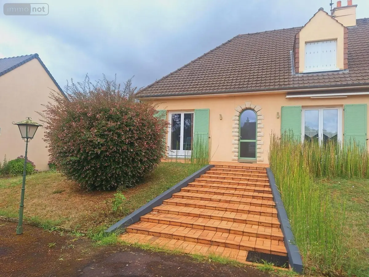Maison a vendre Savigné-l'Évêque 72460 Sarthe 72 101 m2 5 pièces 177650 euros 013-2064 001