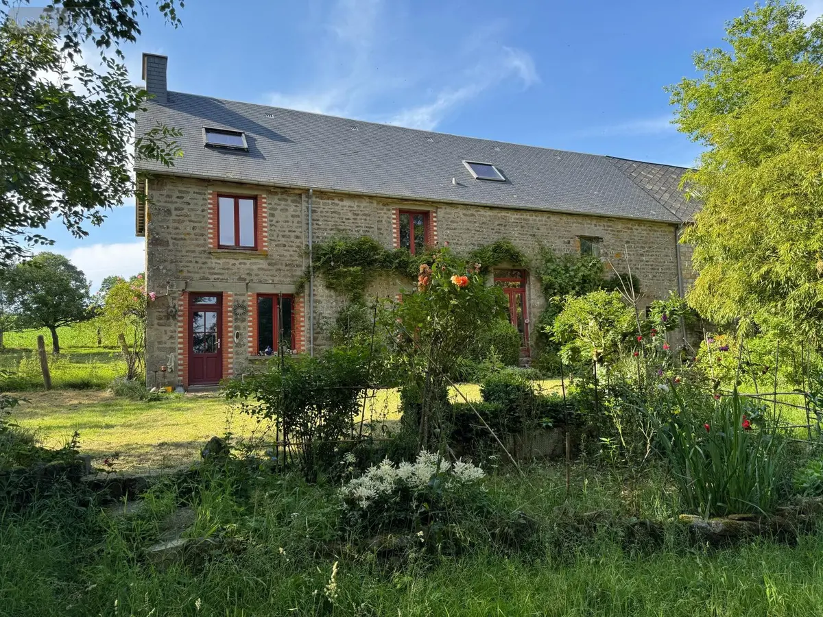 Maison a vendre Chanu 61800 Orne 61 140 m2 4 pièces 163000 euros Vi6-CHANU 001