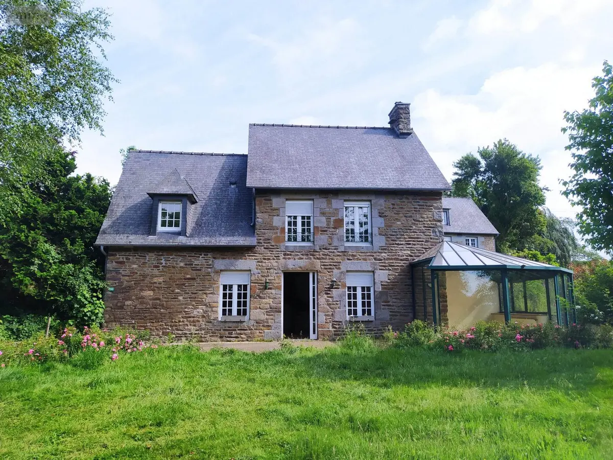 Location maison Tinchebray-Bocage 61800 Orne 61 106 m2 4 pièces 576 euros LOC73STCOR 001