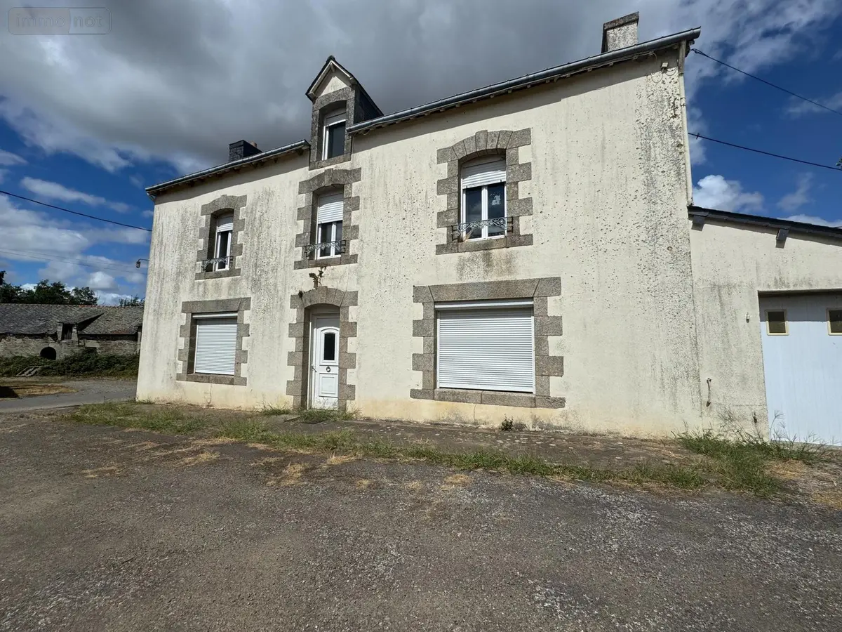 Maison a vendre Noyal-Pontivy 56920 Morbihan 56 214 m2 8 pièces 106000 euros LR14 001
