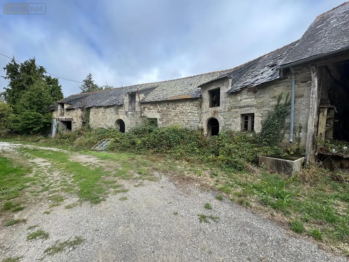 Maison a vendre Noyal-Pontivy 56920 Morbihan 56 180 m2 22400 euros LR17 001