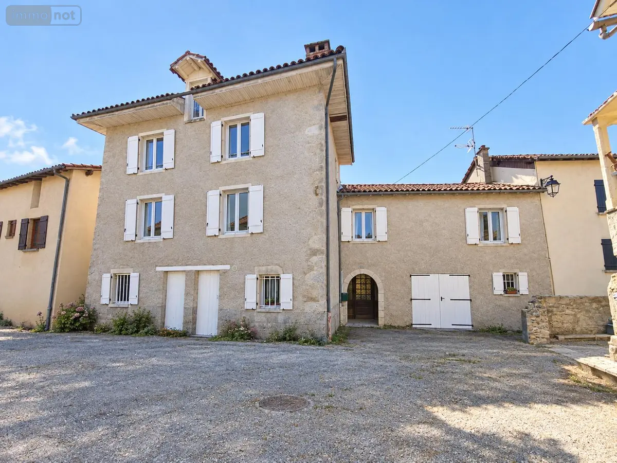 Maison a vendre Maurs 15600 Cantal 15 114 m2 5 pièces 74200 euros 059-2087 001