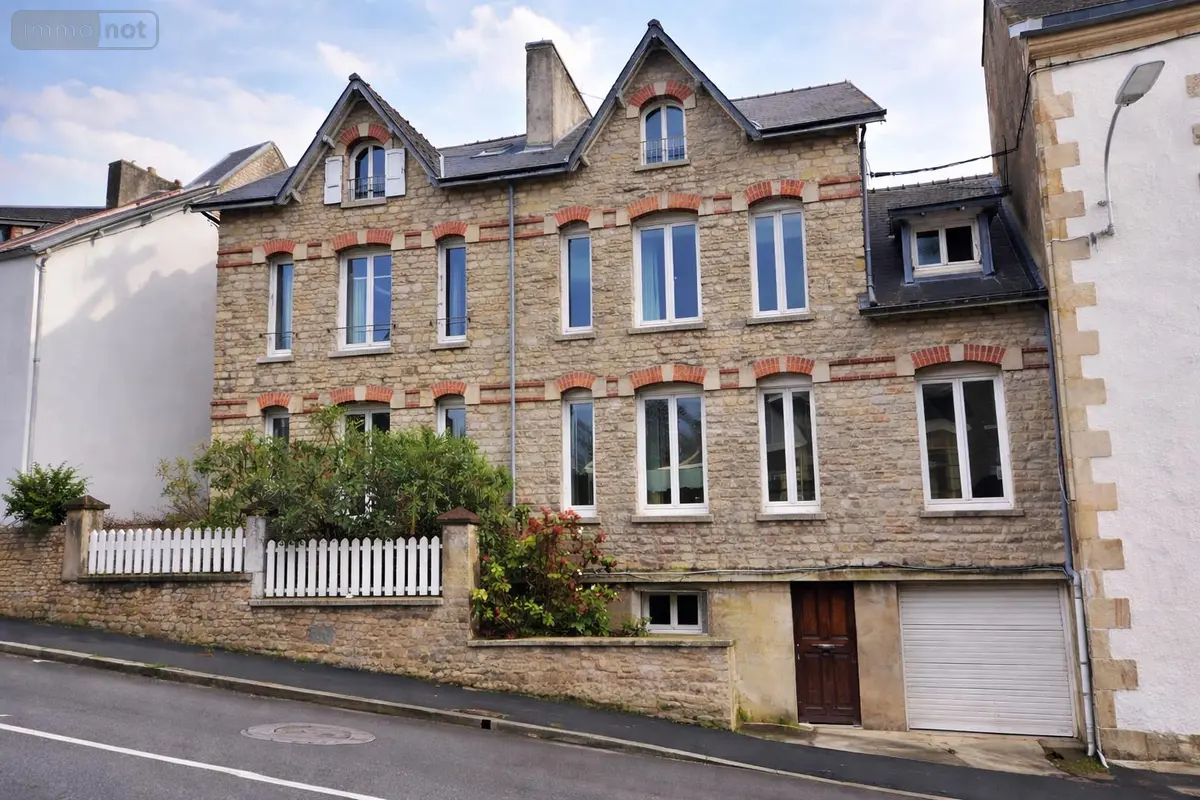 Maison a vendre Quimper 29000 Finistère 29 142 m2 9 pièces 349100 euros NJ1 001