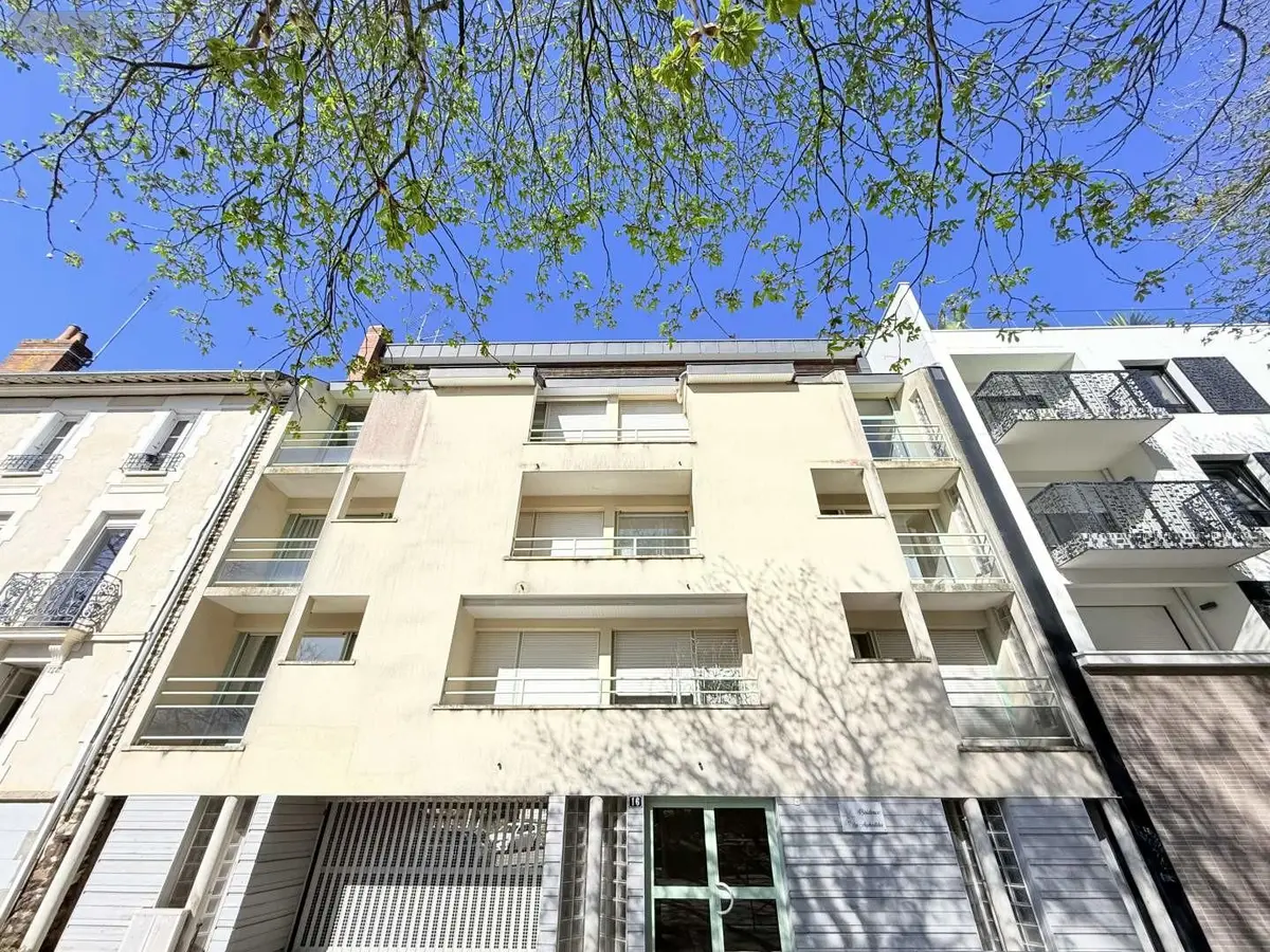 Appartement a vendre Rennes 35000 Ille-et-Vilaine 35 50 m2 3 pièces 218900 euros 007-2630MY 001