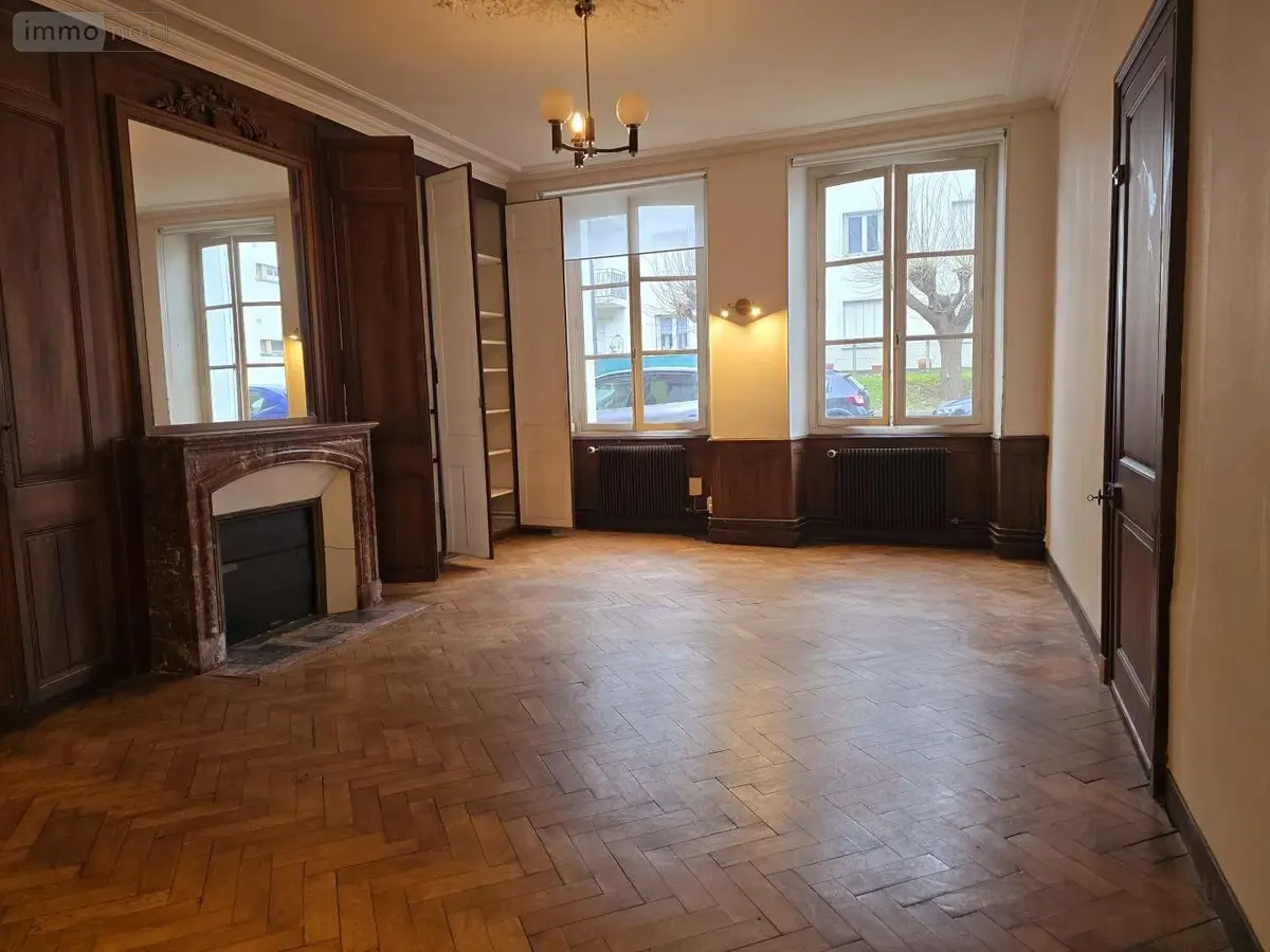 Fonds et murs commerciaux a vendre Pont-Audemer 27500 Eure 27 65 m2 3 pièces 126480 euros 065-319 001