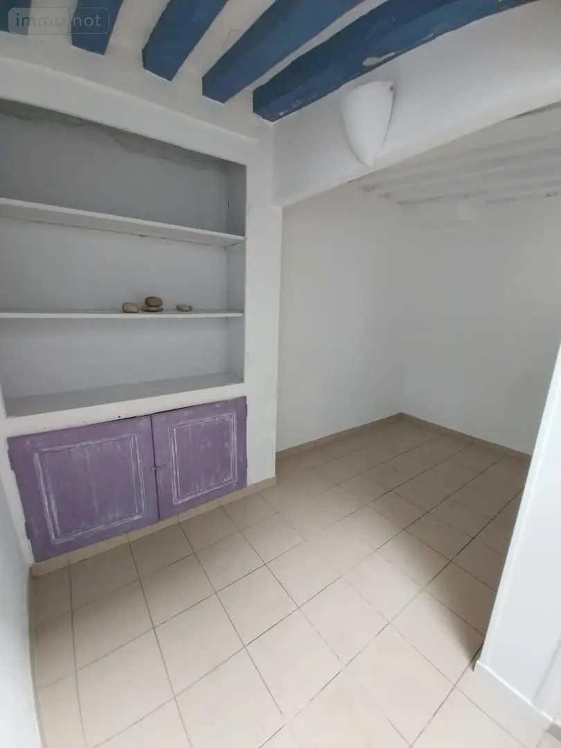 Location fonds et murs commerciaux Pont-Audemer 27500 Eure 27 12 m2 320 euros 065-325 001