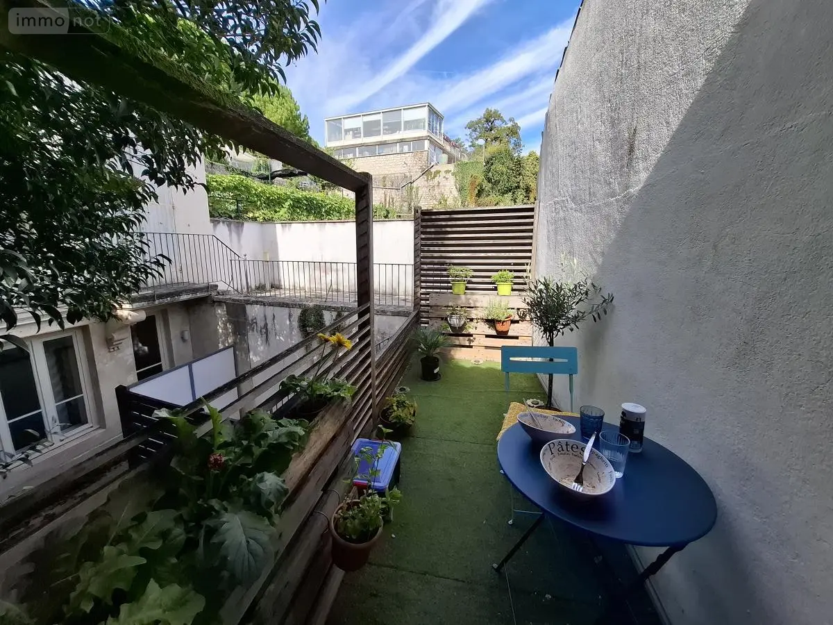 Appartement a vendre Saintes 17100 Charente-Maritime 17 54 m2 2 pièces 105000 euros 17111-735 001