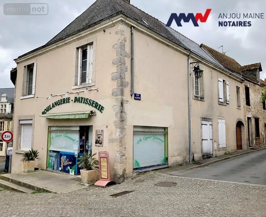 Immeuble de rapport a vendre Parcé-sur-Sarthe 72300 Sarthe 72 179 m2 126000 euros 72068-2005 001