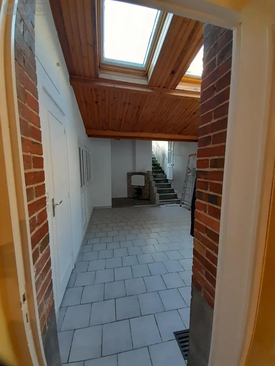 Location maison Vaiges 53480 Mayenne 53 137 m2 600 euros 53018-L388 001