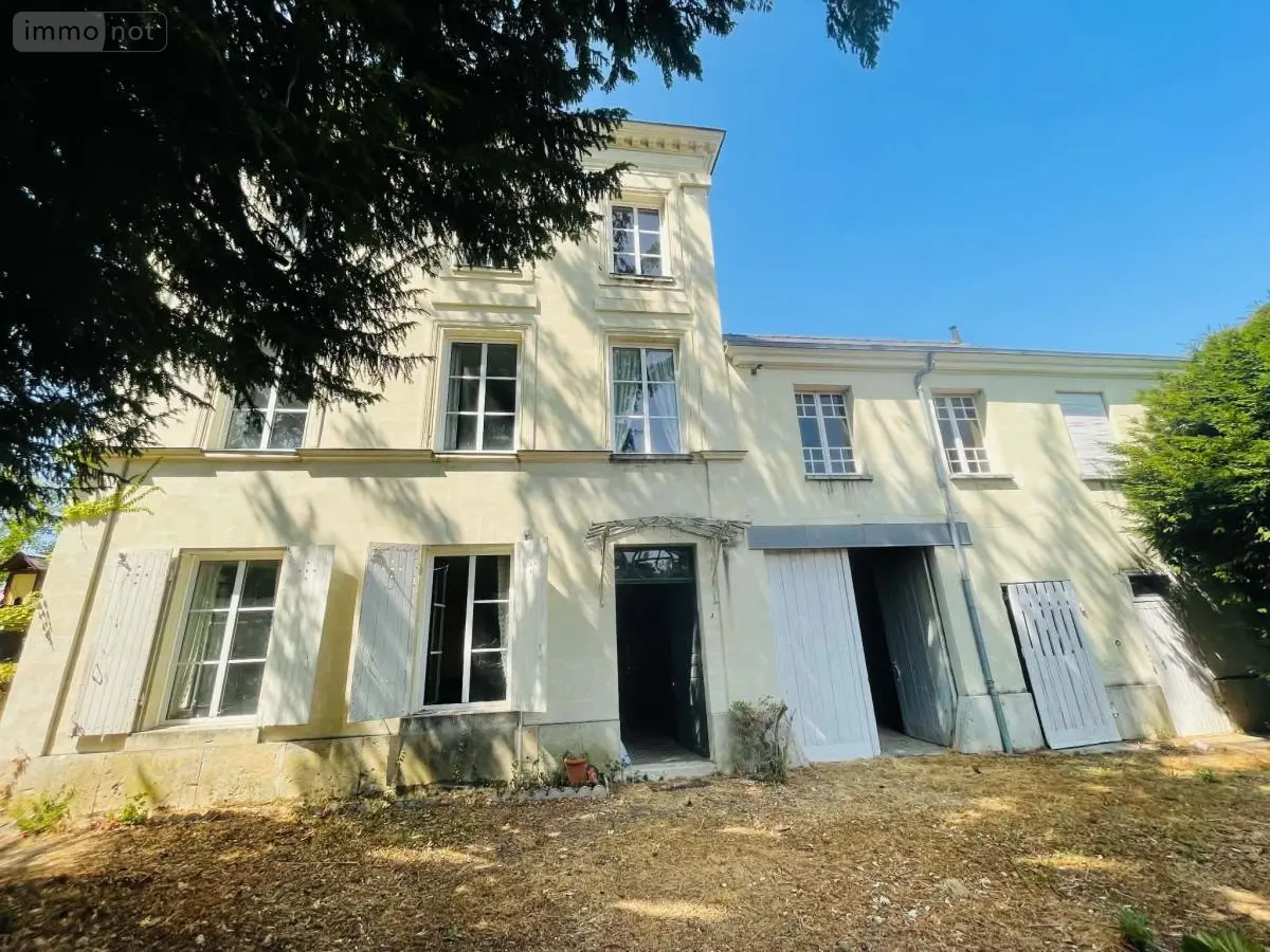 Maison a vendre Fontevraud-l'Abbaye 49590 Maine-et-Loire 49 342 m2 15 pièces 426383 euros 49075-774 001