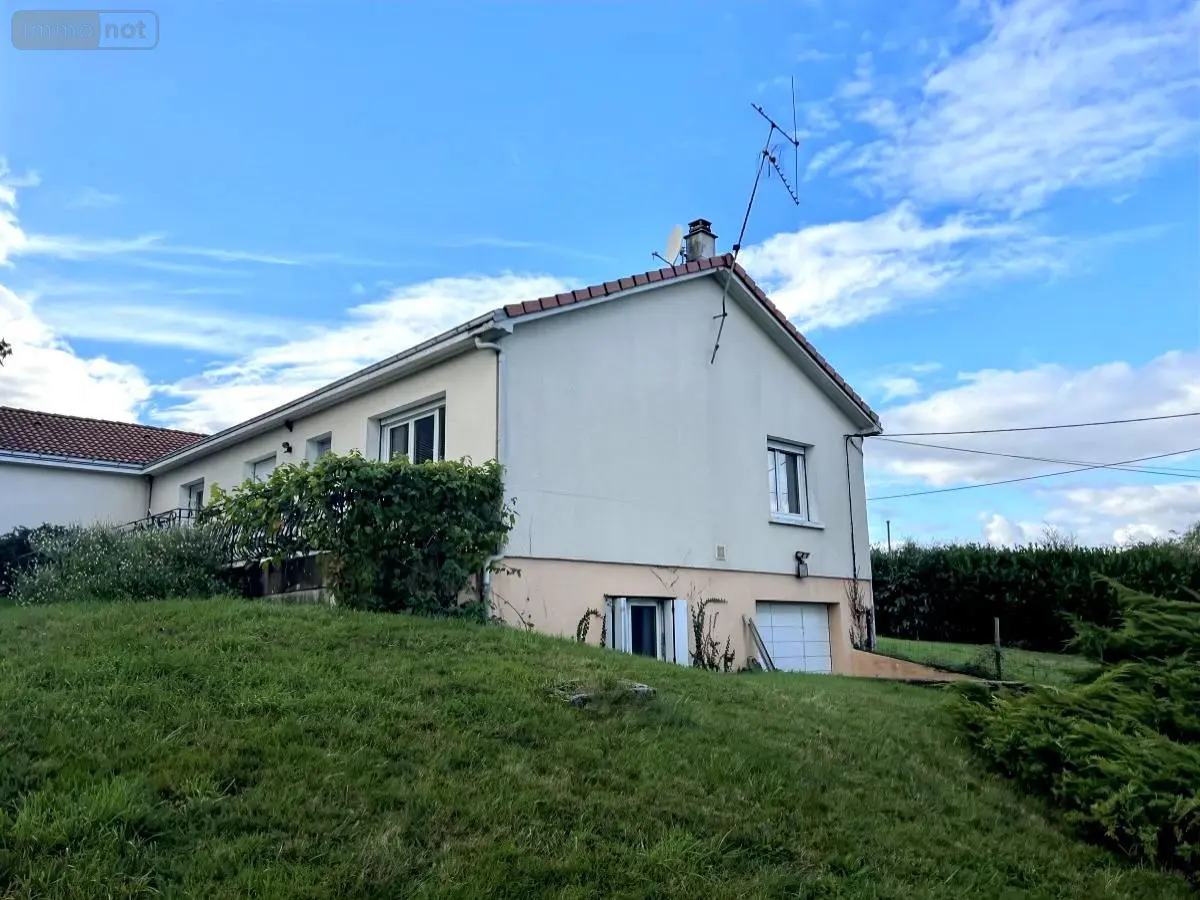Maison a vendre Vezins 49340 Maine-et-Loire 49 164 m2 7 pièces 204360 euros 49058-1381 001