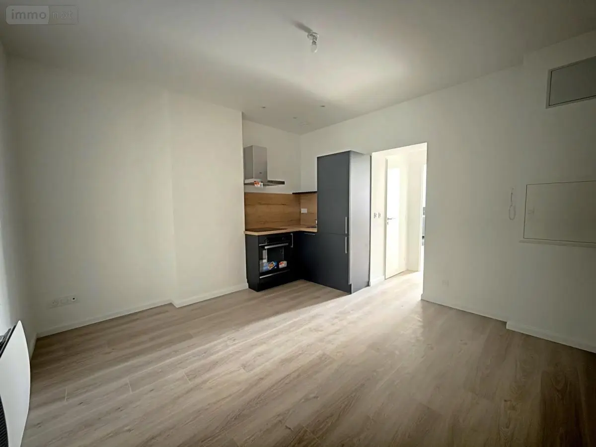 Appartement a vendre Reims 51100 Marne 51 28 m2 2 pièces 137620 euros 51052-527 001