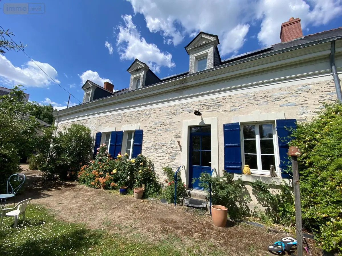 Maison a vendre La Bohalle 49800 Maine-et-Loire 49 303 m2 13 pièces 445120 euros 49107-1132 001