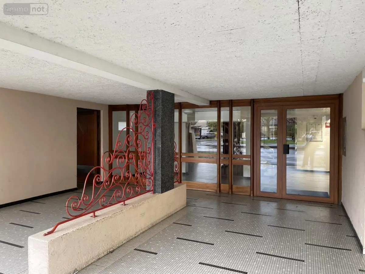 Appartement a vendre Châlons-en-Champagne 51000 Marne 51 75 m2 4 pièces 60000 euros 51084-1259 001
