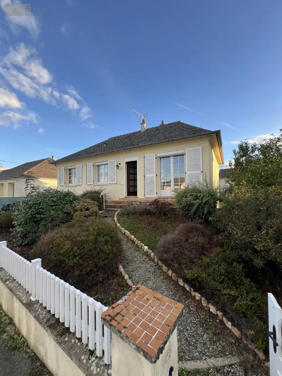 Maison a vendre Meslay-du-Maine 53170 Mayenne 53 76 m2 94275 euros 53018-1846 001