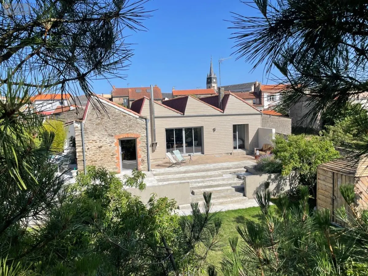 Maison a vendre Beaupréau-en-Mauges 49110 Maine-et-Loire 49 148 m2 5 pièces 277360 euros 49058-1596 001