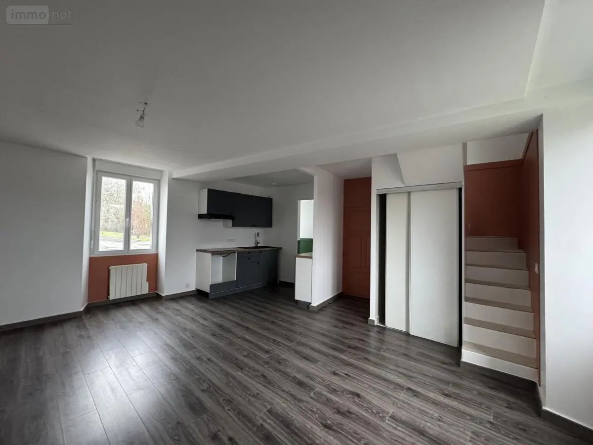 Location appartement Saint-Berthevin 53940 Mayenne 53 38 m2 595 euros 53006-L325 001