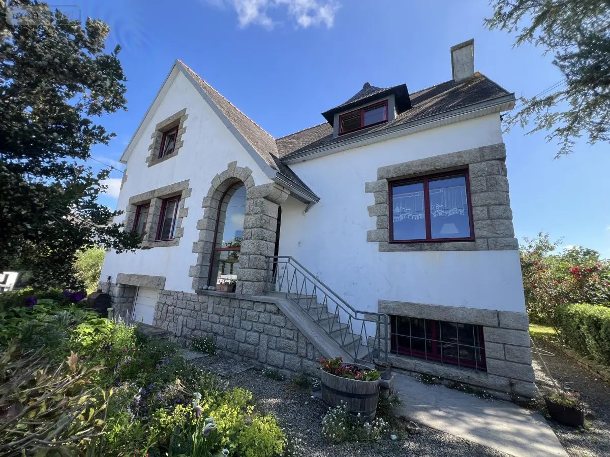 Maison a vendre Plonéour-Lanvern 29720 Finistère 29 163 m2 8 pièces 372750 euros 29015-597 001
