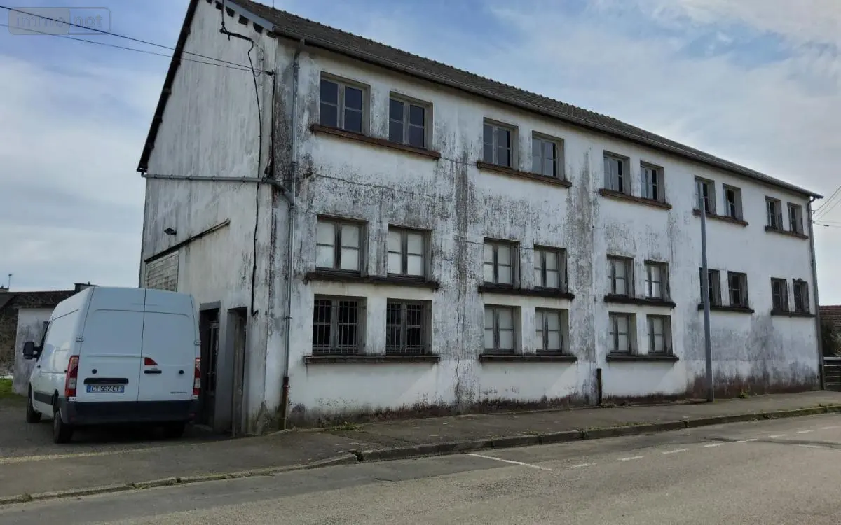 Garage et parking a vendre Carhaix-Plouguer 29270 Finistère 29 340 m2 115500 euros 29066-3760 001