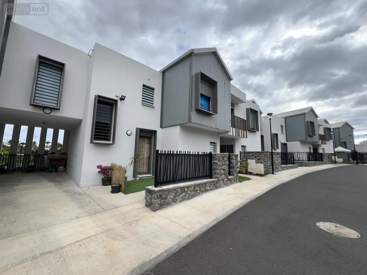 Appartement a vendre L'Étang-Salé 97427 La Réunion 974 86 m2 4 pièces 424150 euros 97411-374 001