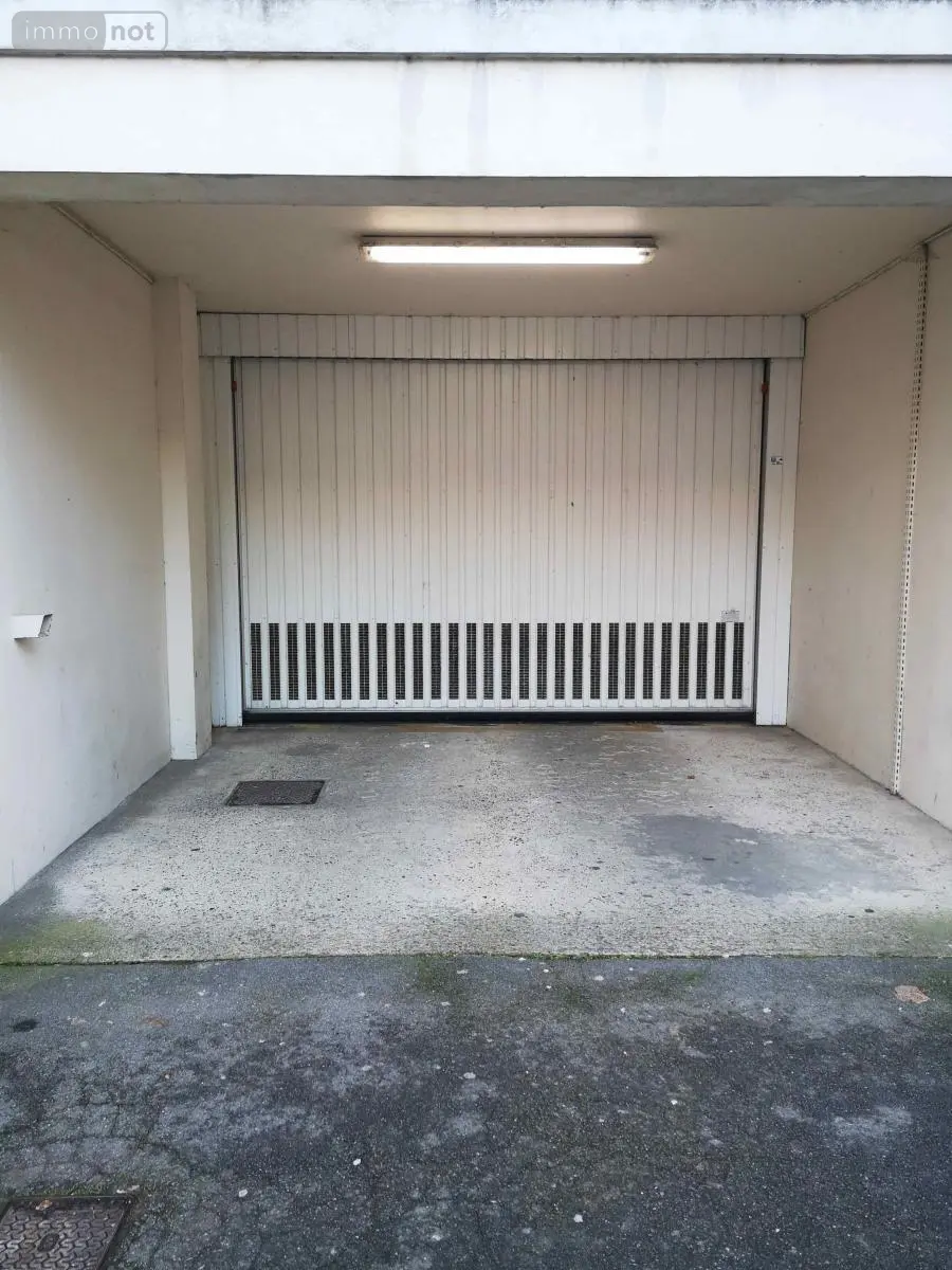Garage et parking a vendre Cambrai 59400 Nord 59 10 m2 22200 euros 59084-1820 001