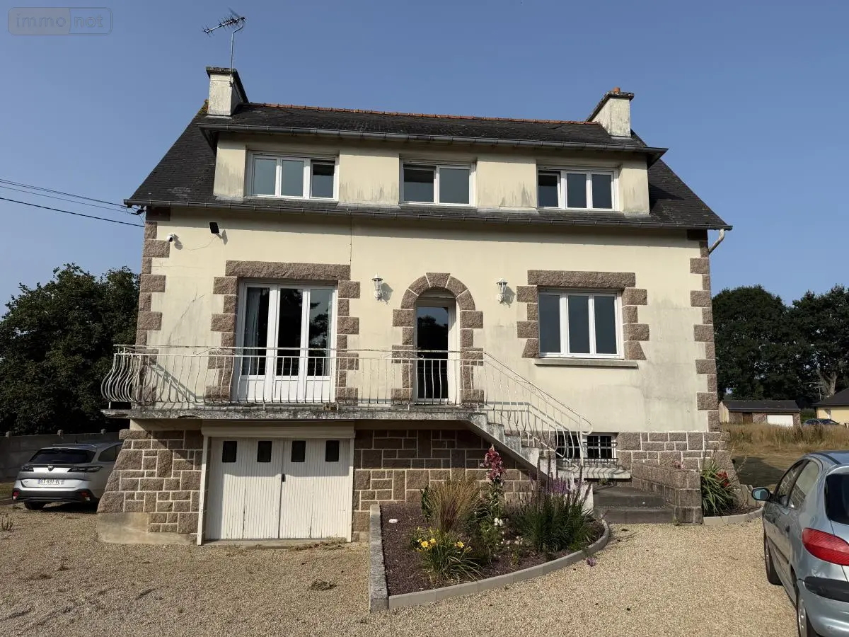 Maison a vendre Ploumagoar 22970 Côtes-d'Armor 22 135 m2 6 pièces 212000 euros 22064-1388 001