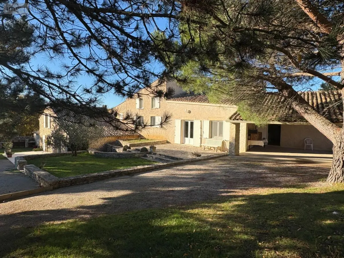 Maison a vendre Simiane-la-Rotonde 04150 Alpes-de-Haute-Provence 04 247 m2 7 pièces 730400 euros 04022-115 001