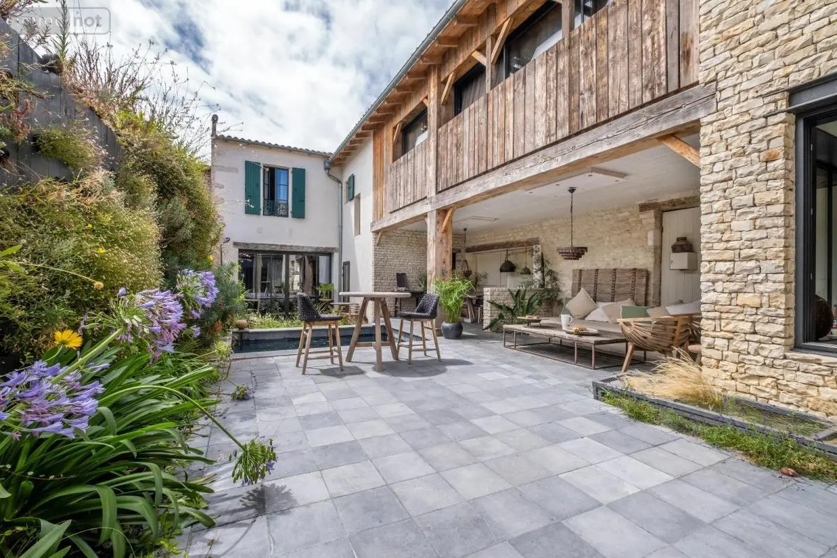 Maison a vendre Sainte-Marie-de-Ré 17740 Charente-Maritime 17 302 m2 10 pièces 2385000 euros 17018-976 001