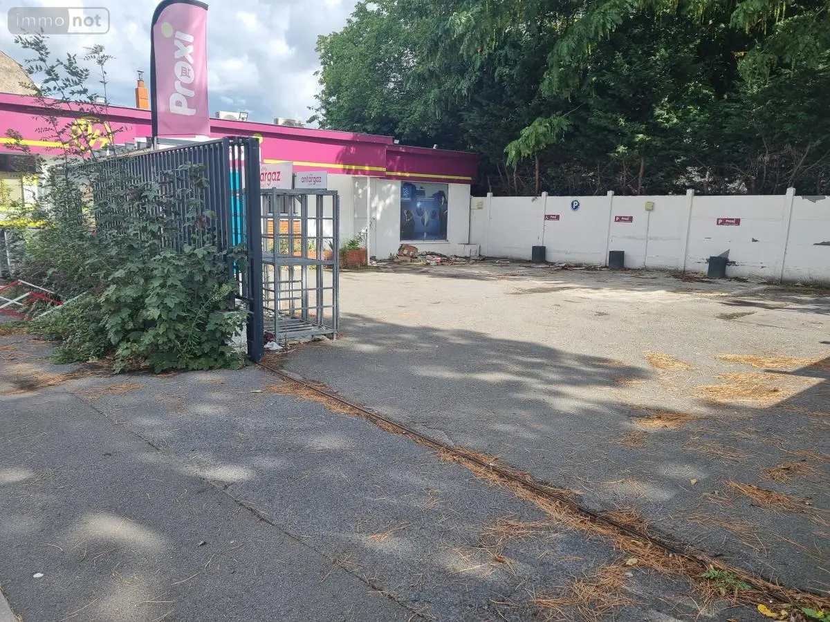 Fonds et murs commerciaux a vendre Tourcoing 59200 Nord 59 136 m2 3 pièces 297550 euros 59041-2350 001