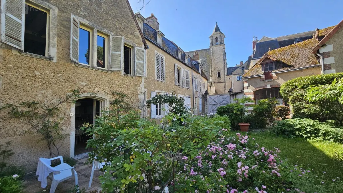 Maison a vendre Vendôme 41100 Loir-et-Cher 41 330 m2 10 pièces 618000 euros 41050-2888 001