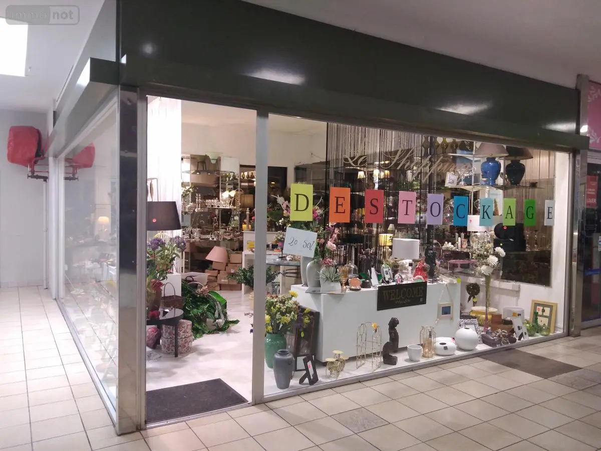 Location fonds et murs commerciaux Cambrai 59400 Nord 59 35 m2 670 euros 59085-L476 001