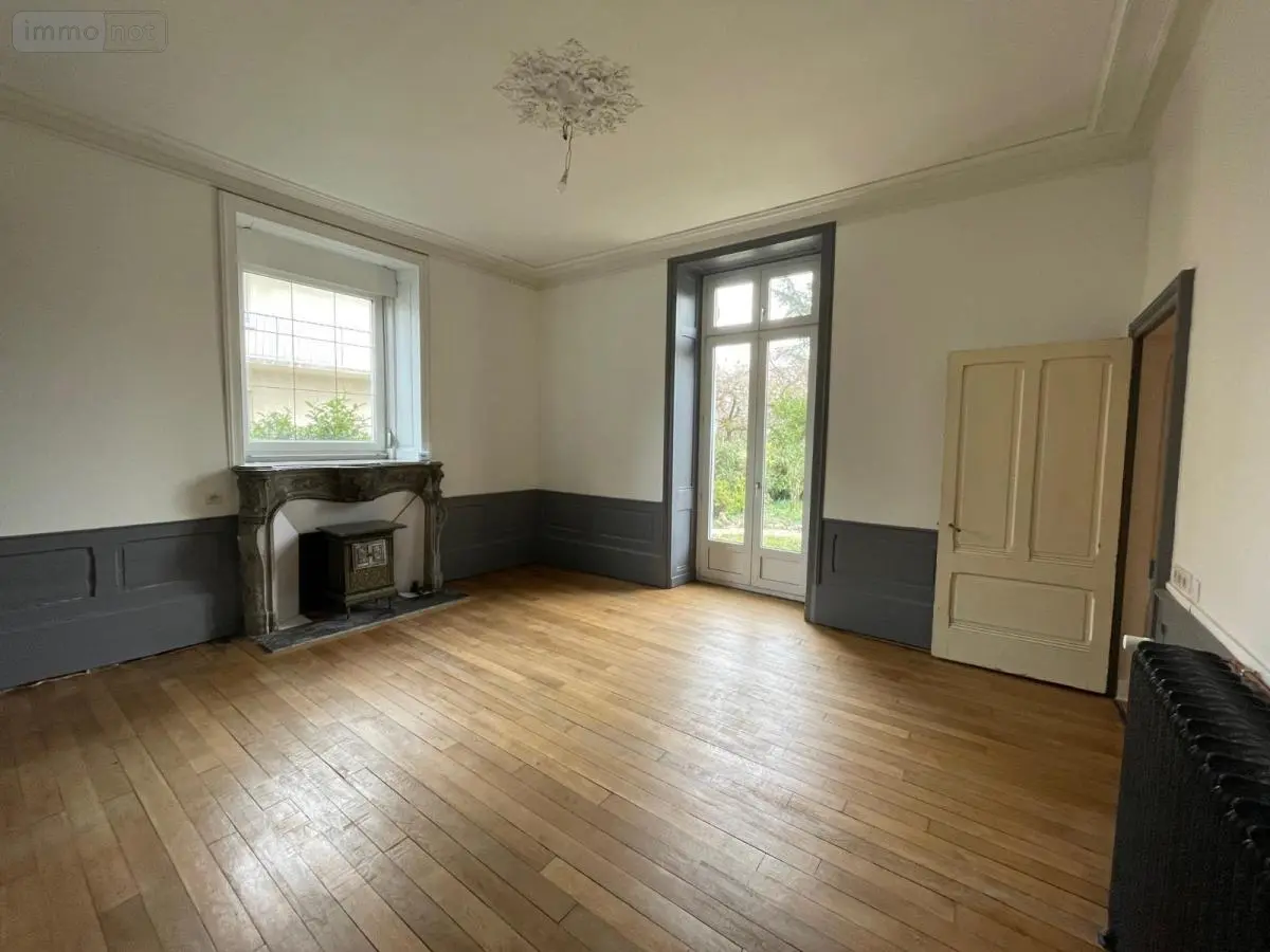 Location appartement Dole 39100 Jura 39 150 m2 4 pièces 1070 euros 39033-L625 001
