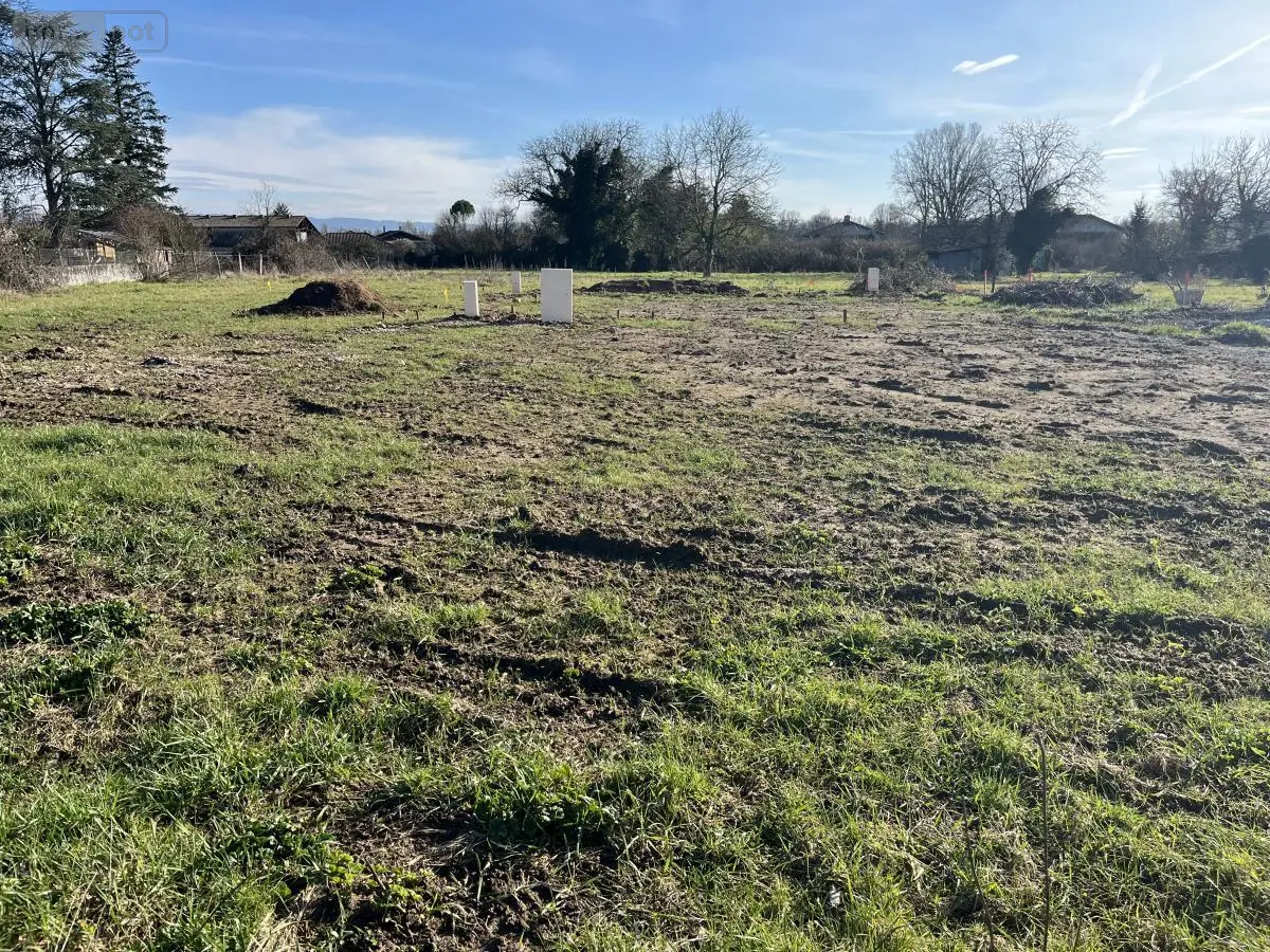 Terrain a batir a vendre Saint-Maurice-de-Gourdans 01800 Ain 01 170000 euros 01067-946 001
