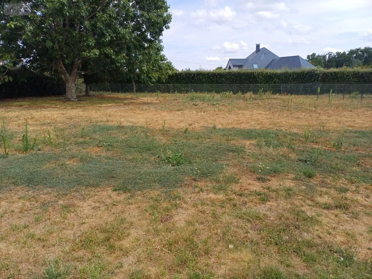 Terrain a batir a vendre Changé 72560 Sarthe 72 152500 euros 72007-1114 001