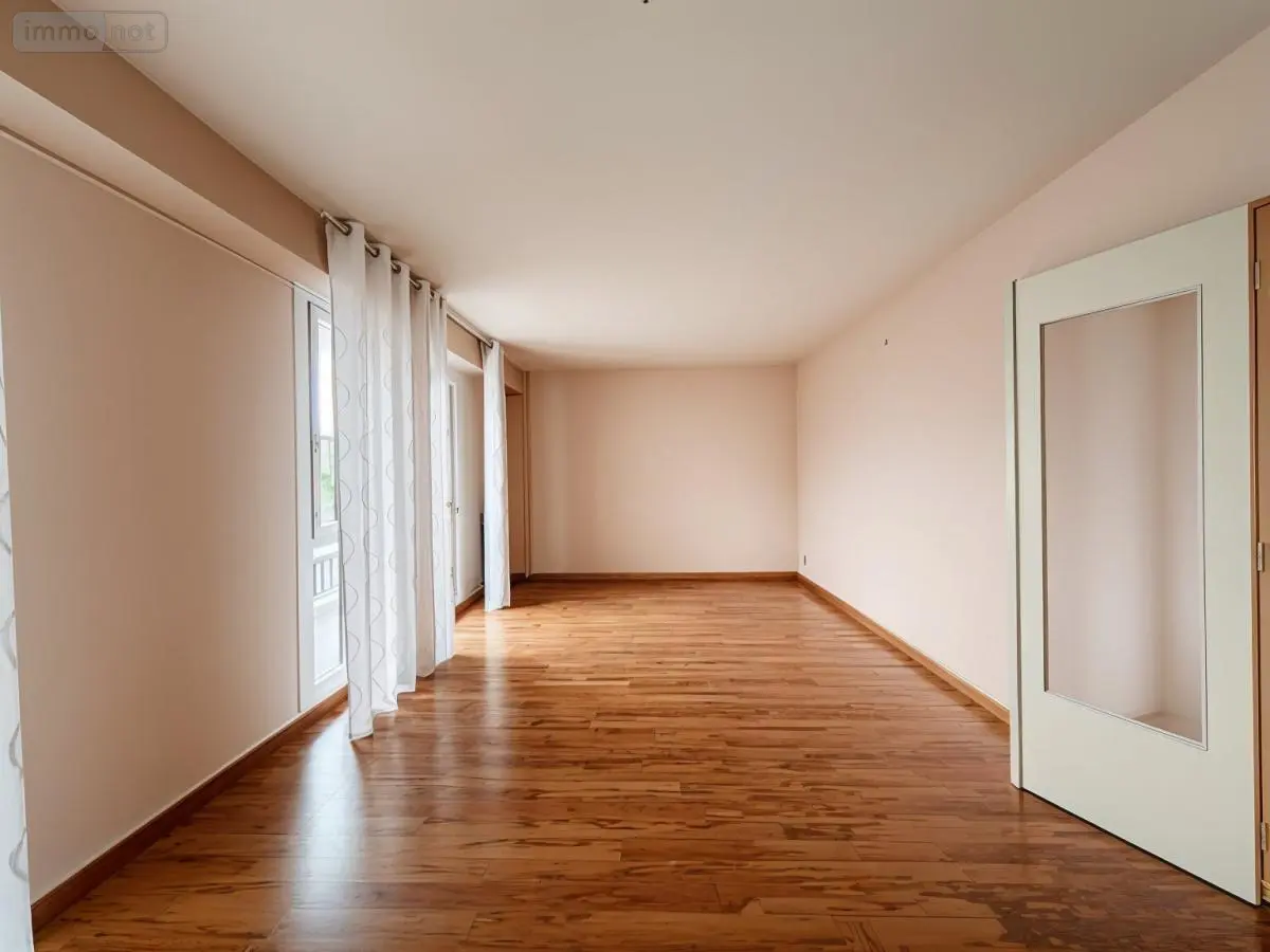 Appartement a vendre Angers 49000 Maine-et-Loire 49 86 m2 4 pièces 262500 euros 49114-831 001