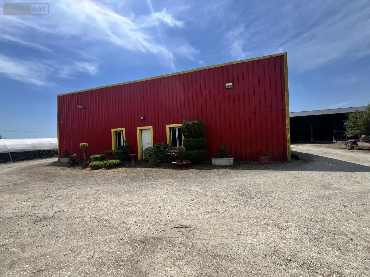 Fonds et murs commerciaux a vendre Avon-les-Roches 37220 Indre-et-Loire 37 800 m2 2 pièces 125080 euros 37060-2385 001