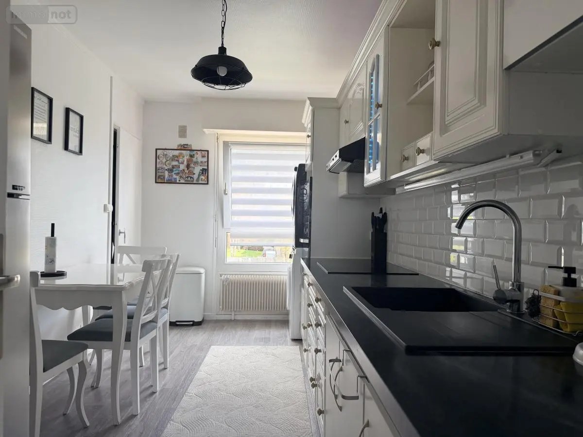 Appartement a vendre Arbent 01100 Ain 01 82 m2 3 pièces 115000 euros 01048-250 001