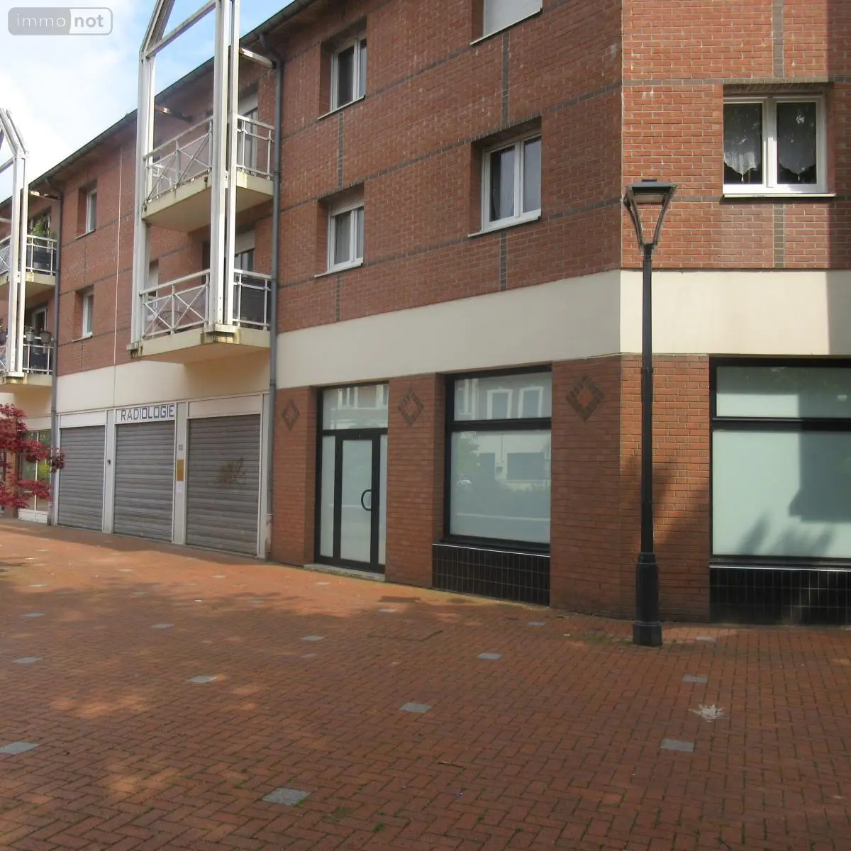 Fonds et murs commerciaux a vendre Hénin-Beaumont 62110 Pas-de-Calais 62 265 m2 200832 euros 62034-3941 001
