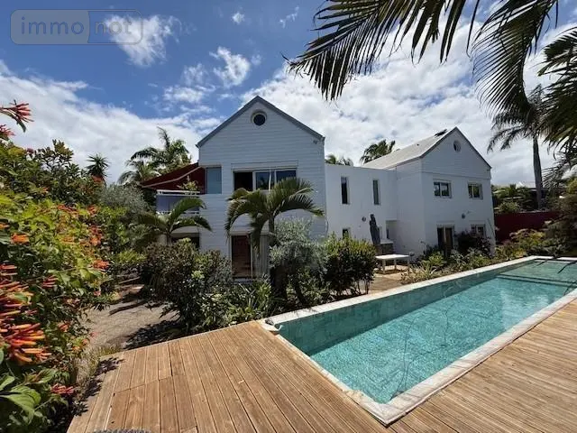Maison a vendre Saint-Pierre 97250 Martinique 972 251 m2 5 pièces 724500 euros 97410-726 001