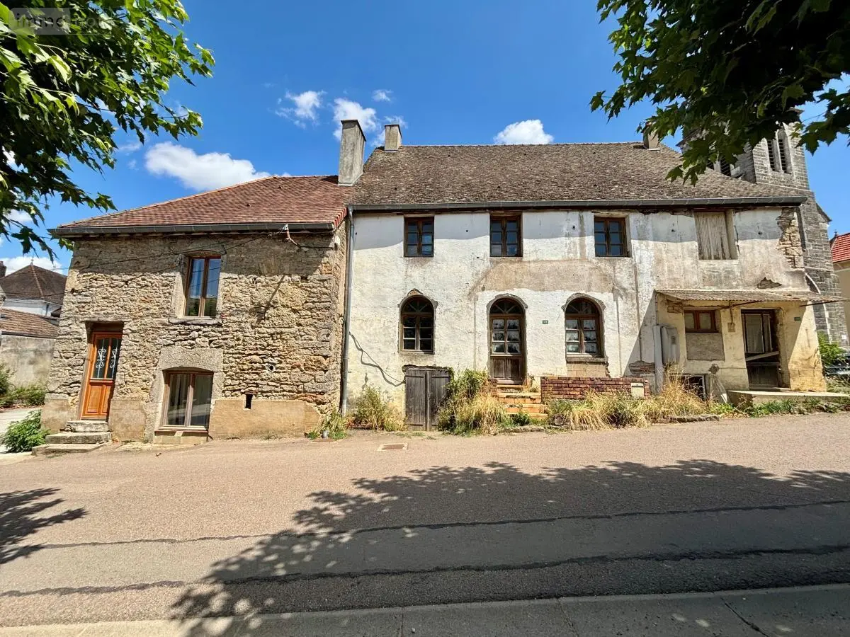 Maison a vendre Saint-Gilles 71510 Saône-et-Loire 71 300 m2 3 pièces 252000 euros 71057-51 001